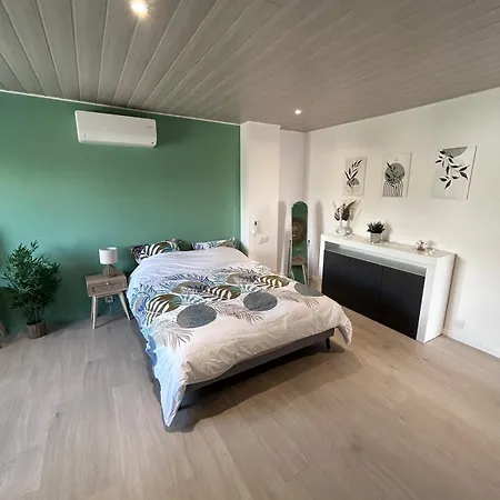Charmant Studio Proche A75